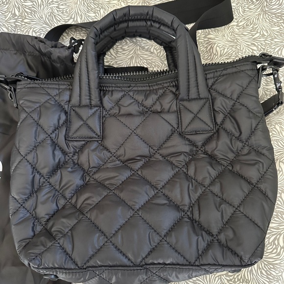Quince Quilted Tote Bag - Picture 9 of 10
